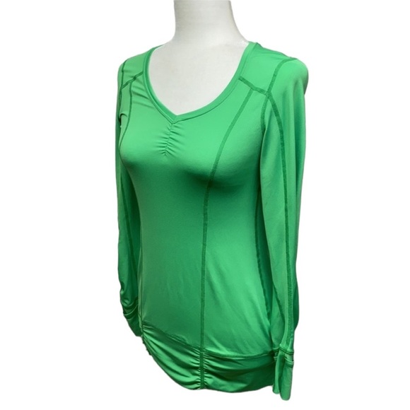 Zella Performance Wicking Fabric Long sleeves - Picture 2 of 7